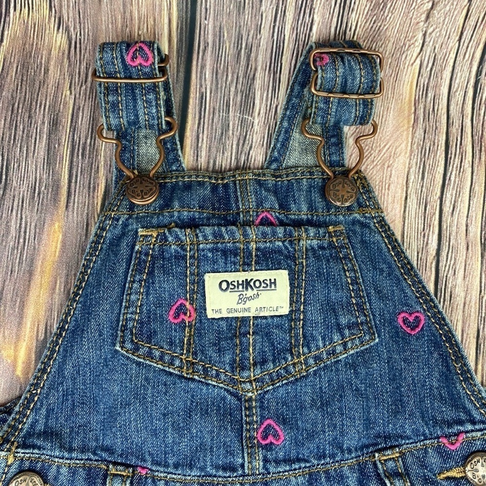 Darling Oshkosh Blue Jean Overalls With Pink Hearts- Size 9 Months - Picture 2 of 11